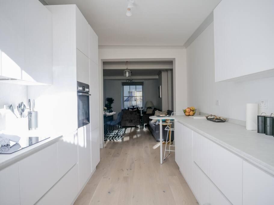 Super Spacious 3 Bedroom And 3 Bathroom Apartamento *